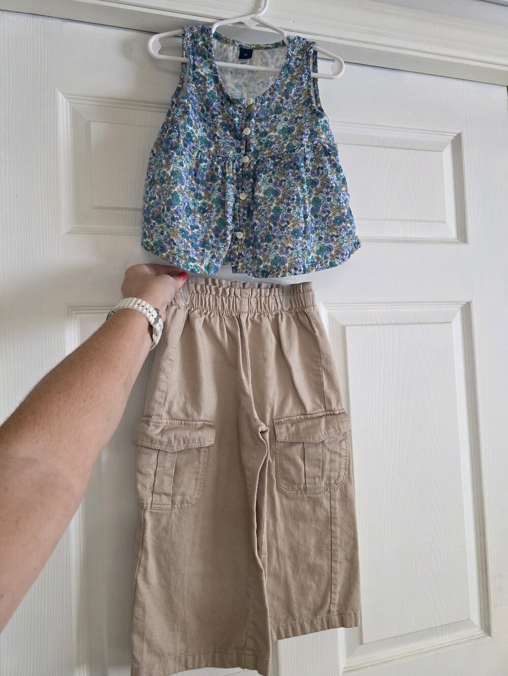 Old Navy Floral Top & Cargo Pants Set